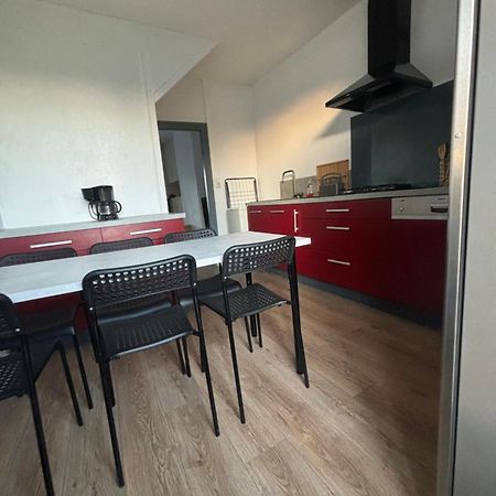סן-דיזייה Agreable Maison De Ville Avec Jardin מראה חיצוני תמונה