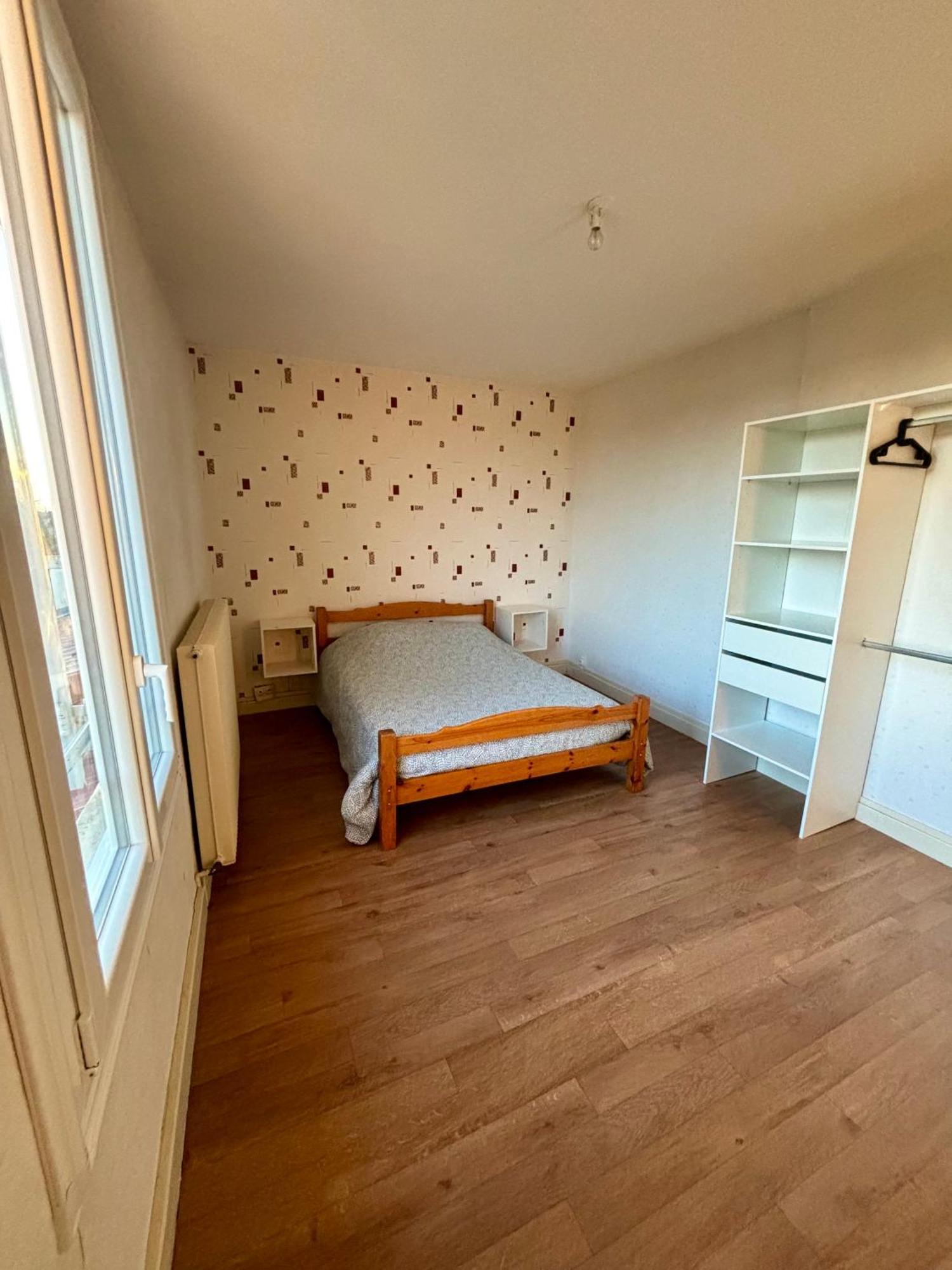 סן-דיזייה Agreable Maison De Ville Avec Jardin מראה חיצוני תמונה