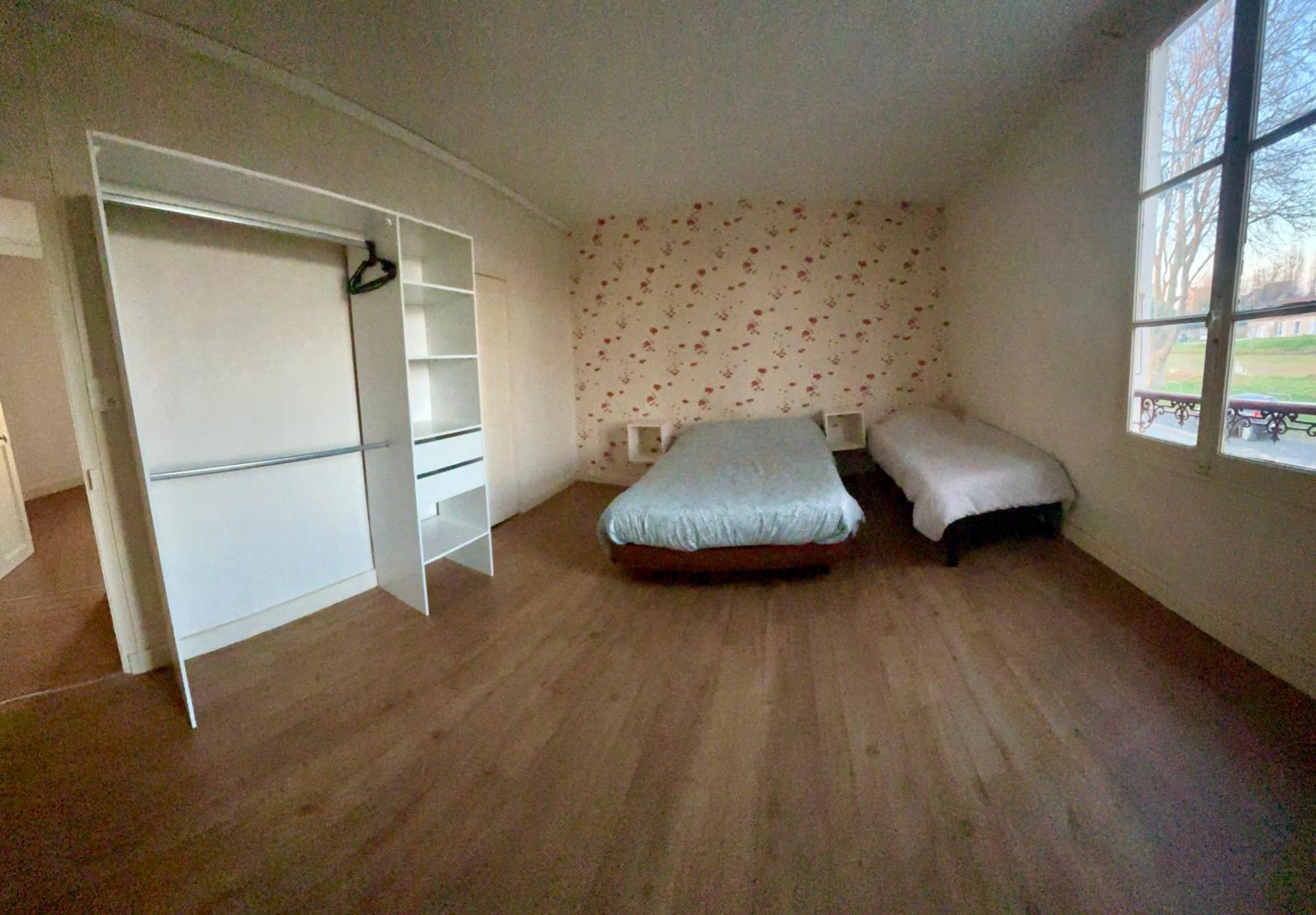 סן-דיזייה Agreable Maison De Ville Avec Jardin מראה חיצוני תמונה